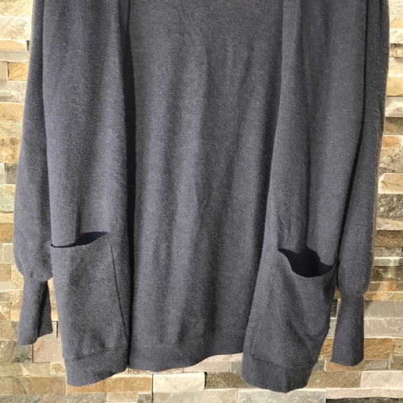 Hinge Balloon Sleeve Cardigan - Picture 9 of 9